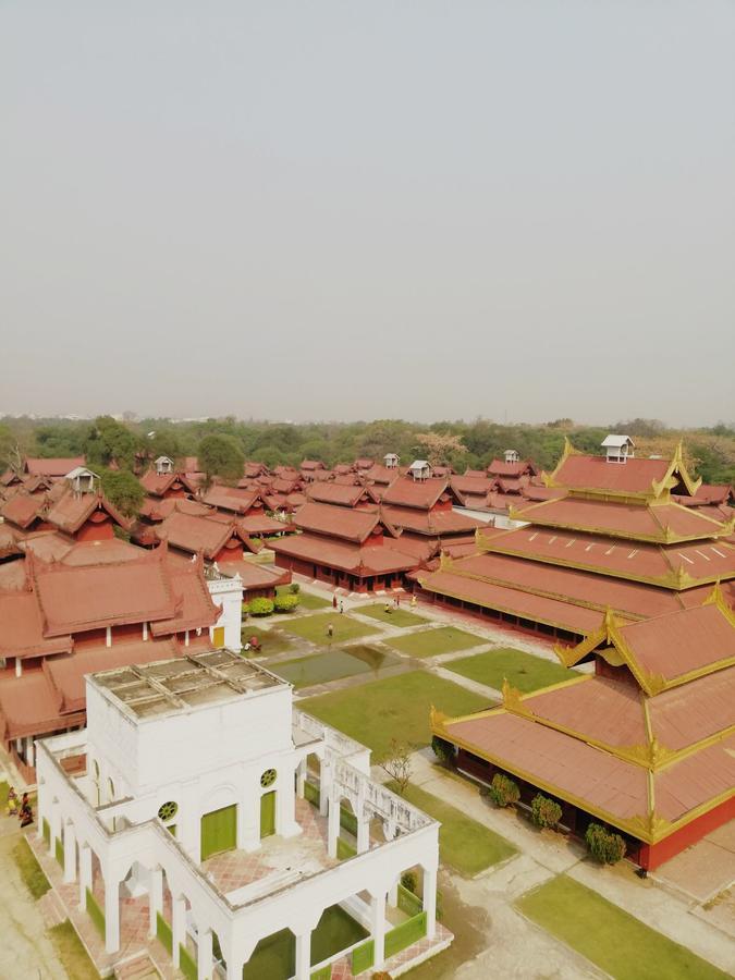Mansion Hostel Mandalay Esterno foto